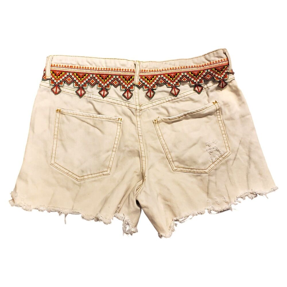 FREE PEOPLE Shorts Womens 29 Beige Borderline Aztec Frayed Button Fly Embroider - Picture 7 of 9